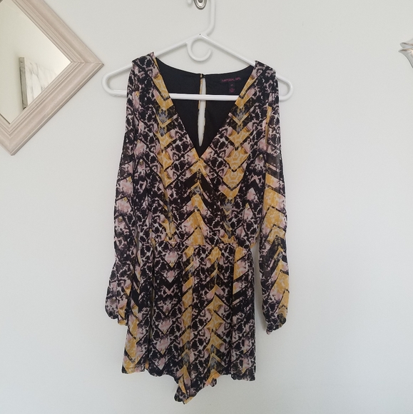 Material Girl long-sleeve romper - Picture 2 of 8